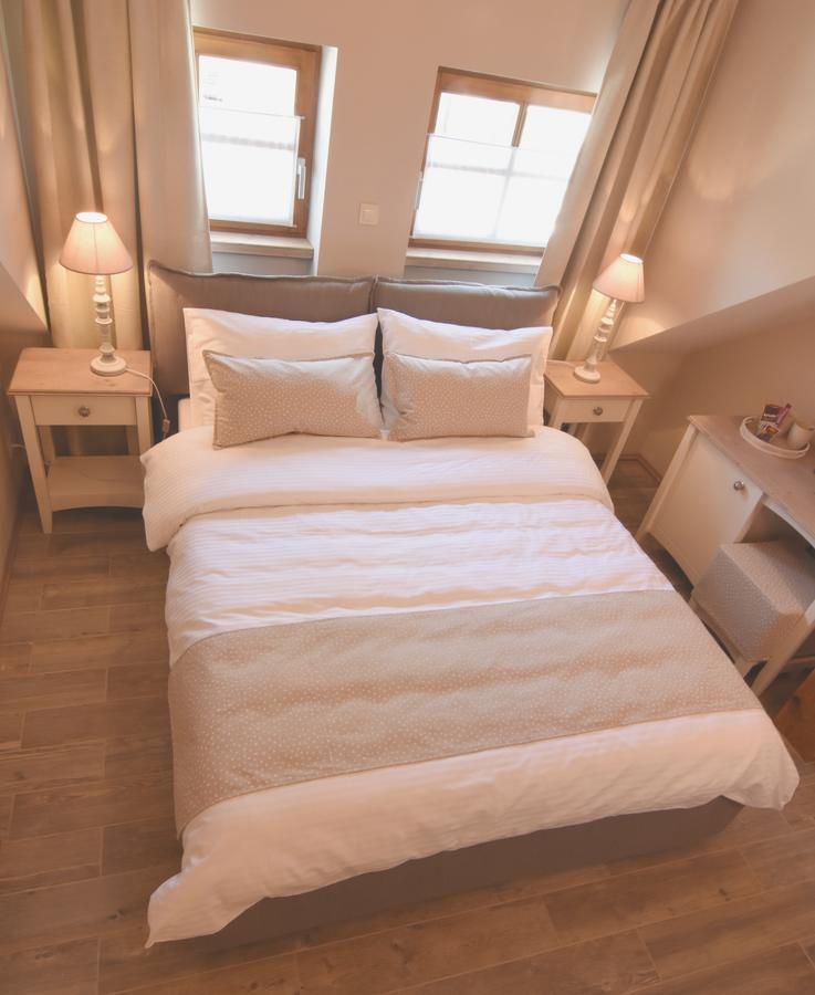 Janez Rooms Ljubljana Exteriör bild
